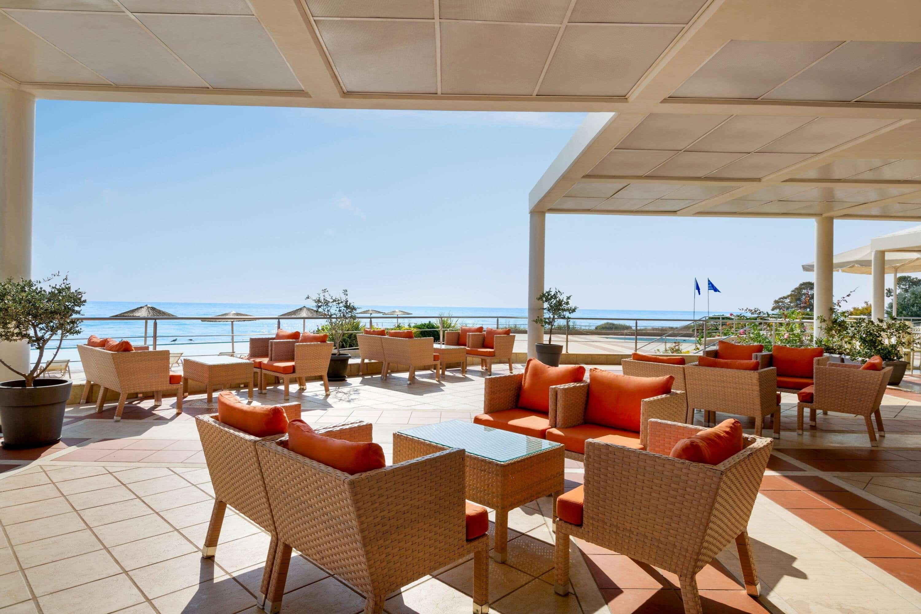 Ramada Plaza By Wyndham Thraki Hotell Alexandroupolis Exteriör bild The Terrace