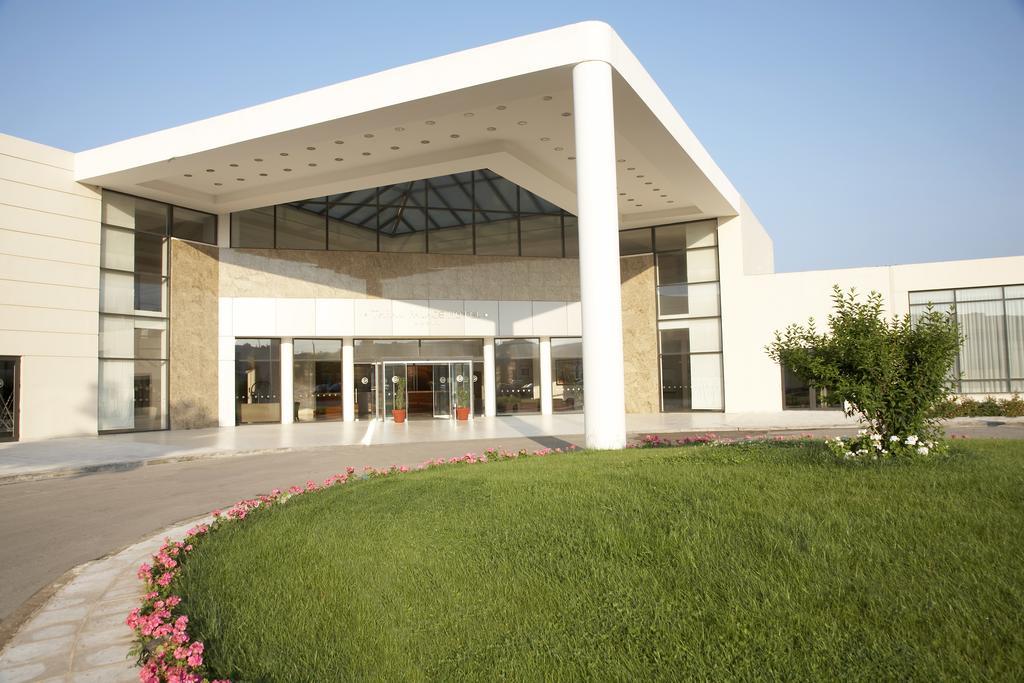 Ramada Plaza By Wyndham Thraki Hotell Alexandroupolis Exteriör bild The main entrance of the University of Patras