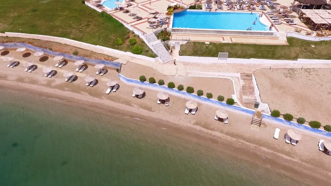 Ramada Plaza By Wyndham Thraki Hotell Alexandroupolis Exteriör bild Aerial view of the beach